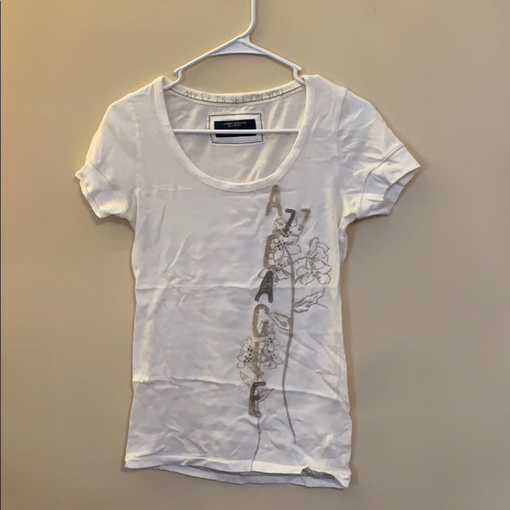 American Eagle short sleeve tee